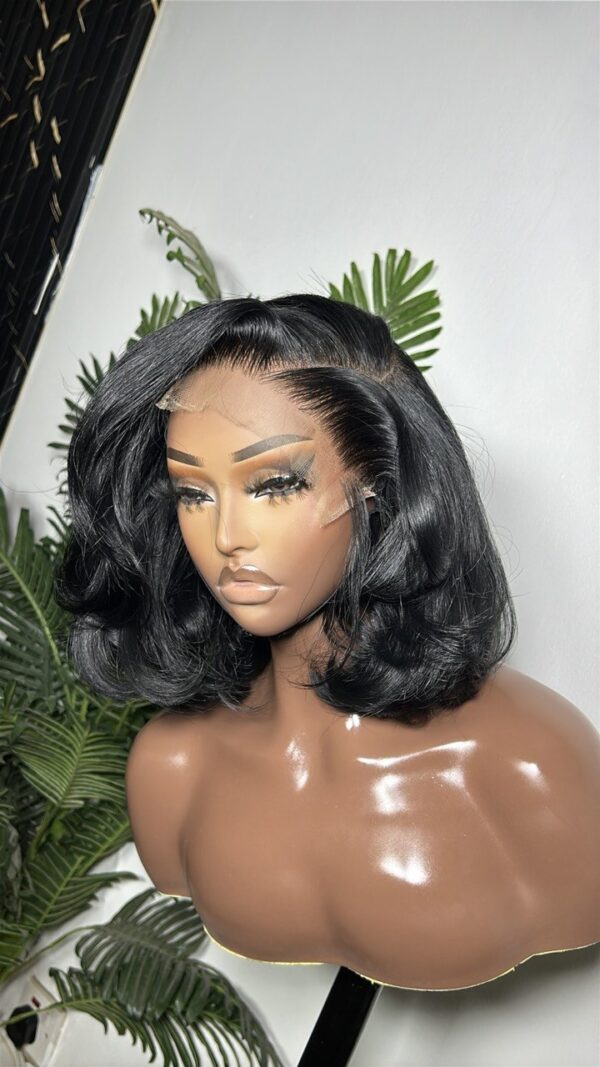 Noelle layered Bob – 10” | 300g | 6x6 HD Closure | side part   Color- Jet black