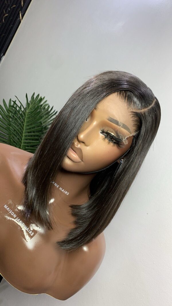 Élan Silk Bob – 10” | 200g | 5x5 HD Closure |  Color- Natural black