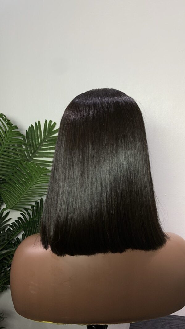Élan Silk Bob – 10” | 200g | 5x5 HD Closure |  Color- Natural black
